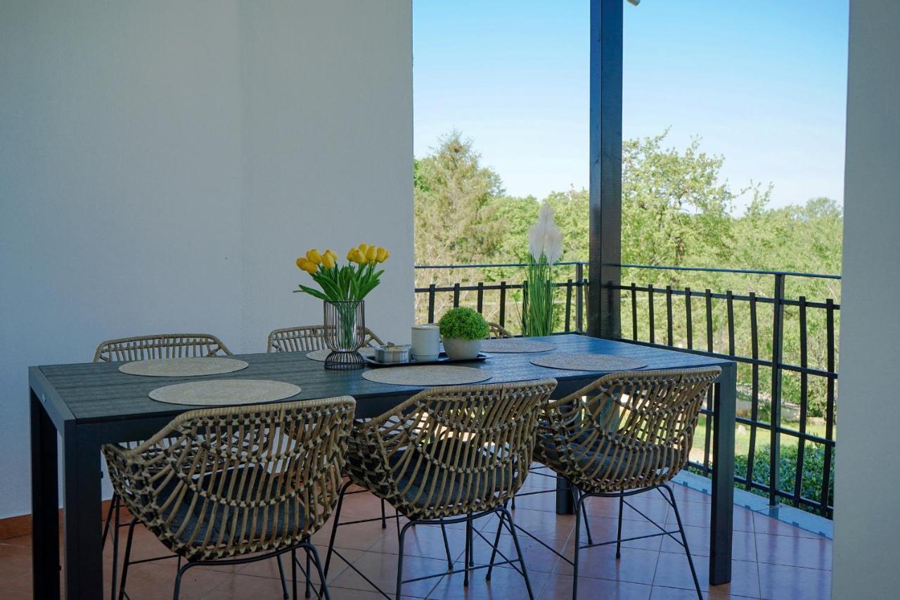 Leon With Private Pool Villa Sveti Petar u Sumi Exterior photo